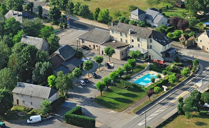 Hotel La Route D'Argent Bozouls Esterno foto