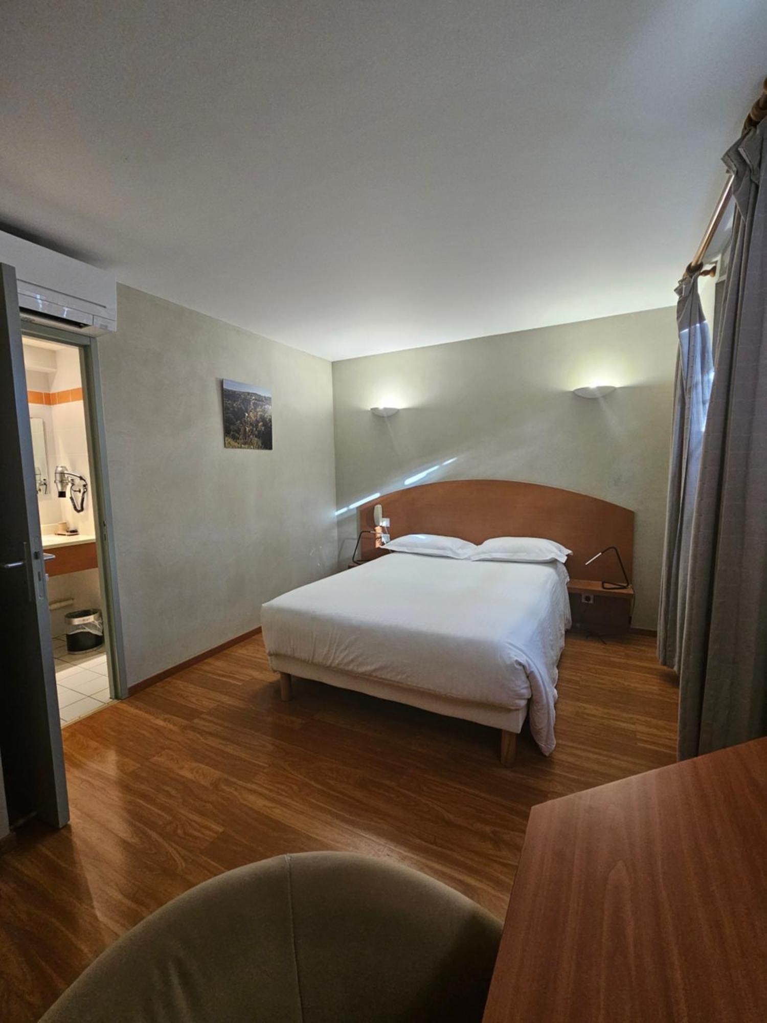 Hotel La Route D'Argent Bozouls Esterno foto